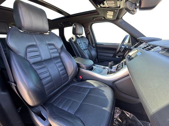 Used 2017 Land Rover Range Rover Sport HSE Dynamic image 19