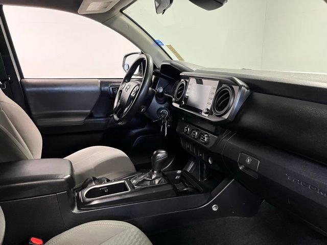 Used 2020 Toyota Tacoma SR image 11