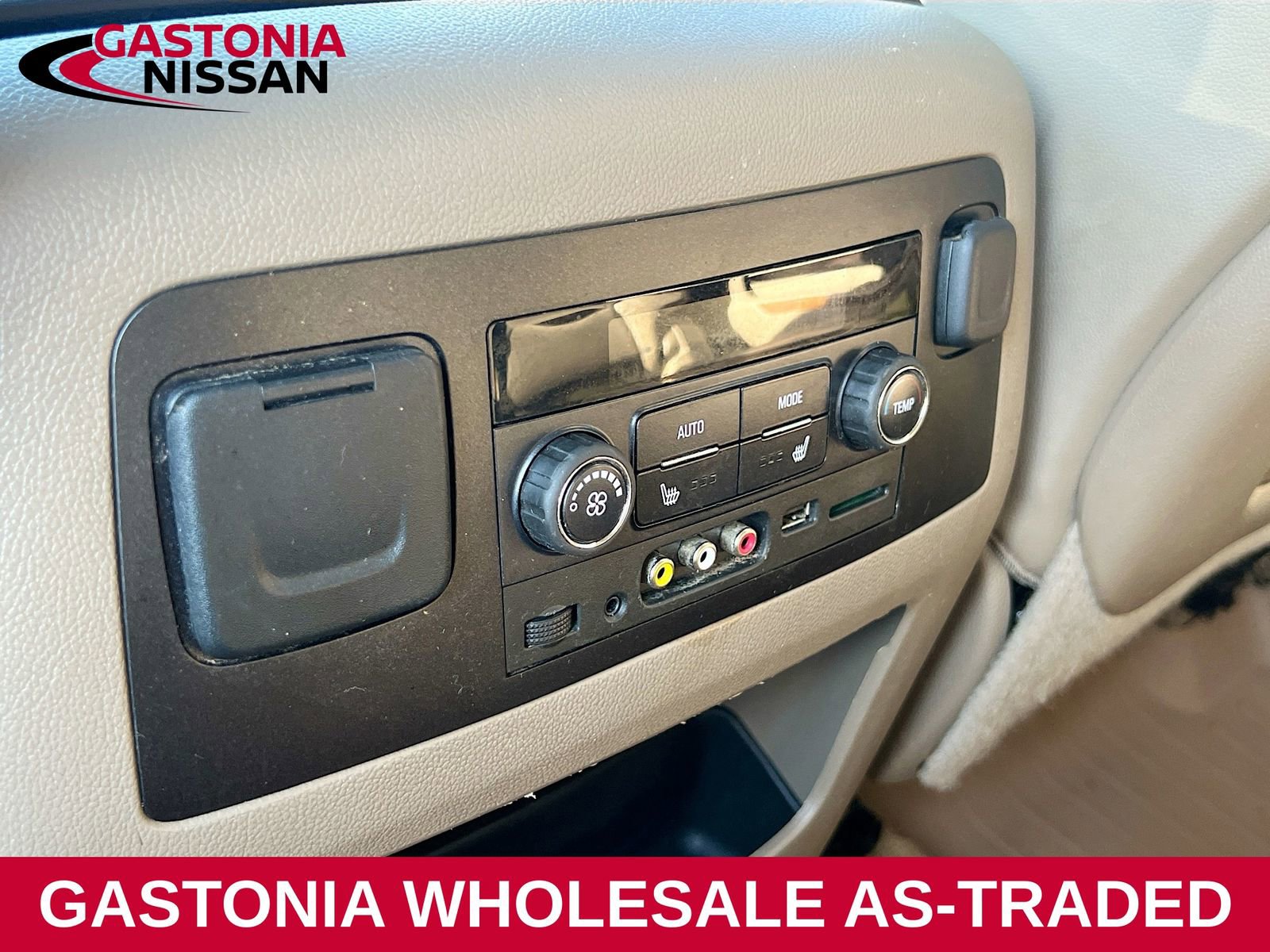 Used 2016 Chevrolet Suburban LTZ image 27