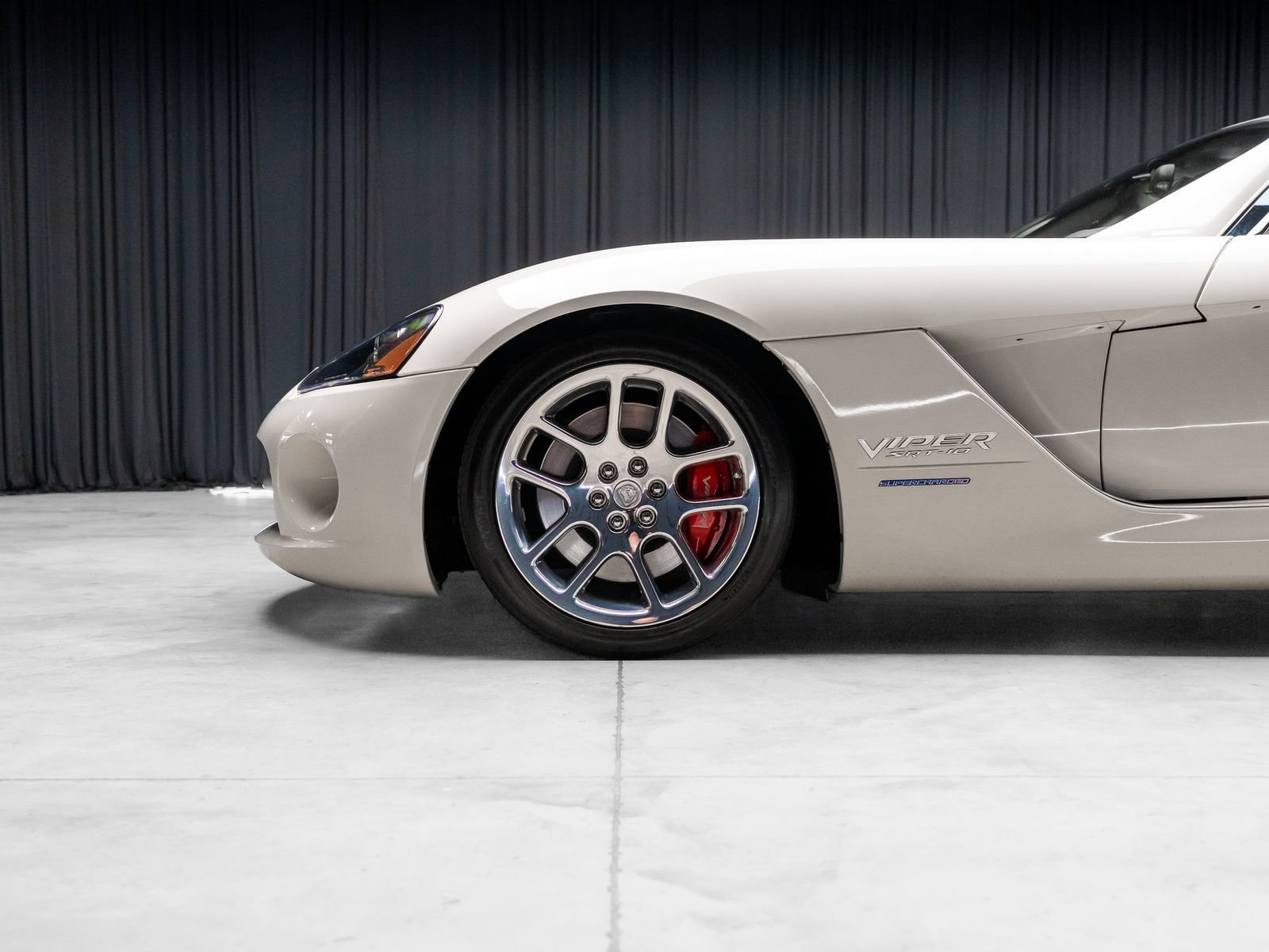 Used 2005 Dodge Viper SRT-10 RWD image 31