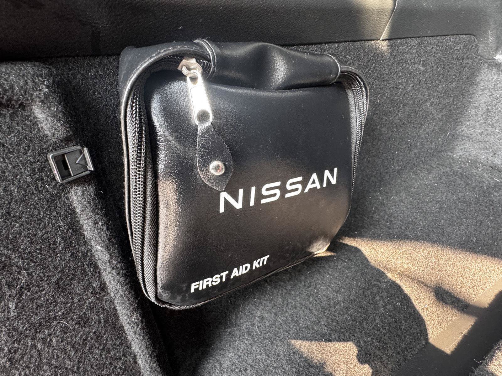 Used 2023 Nissan Rogue SV AWD/4WD image 12