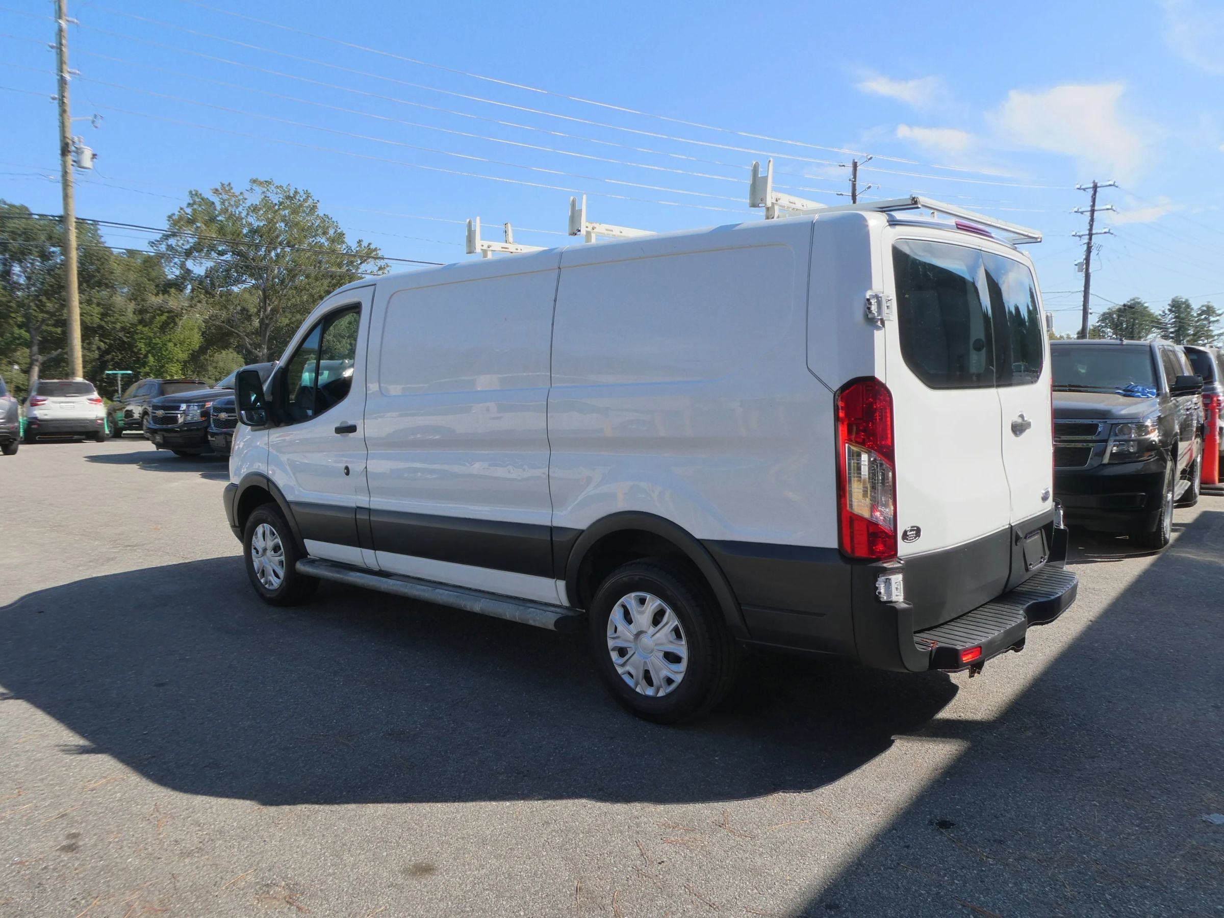 Used 2016 Ford Transit 250 130 Low Roof w/ Exterior Upgrade Package image 8