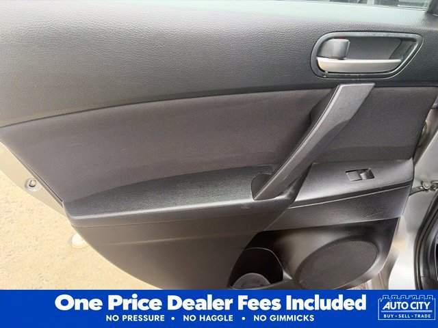 Used 2010 MAZDA MAZDA3 i Touring FWD image 10