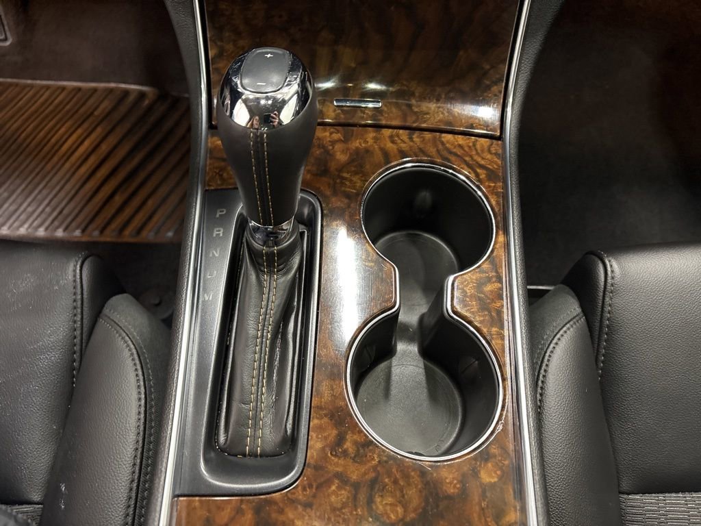 Used 2014 Chevrolet Impala LT w/ Convenience Package image 19