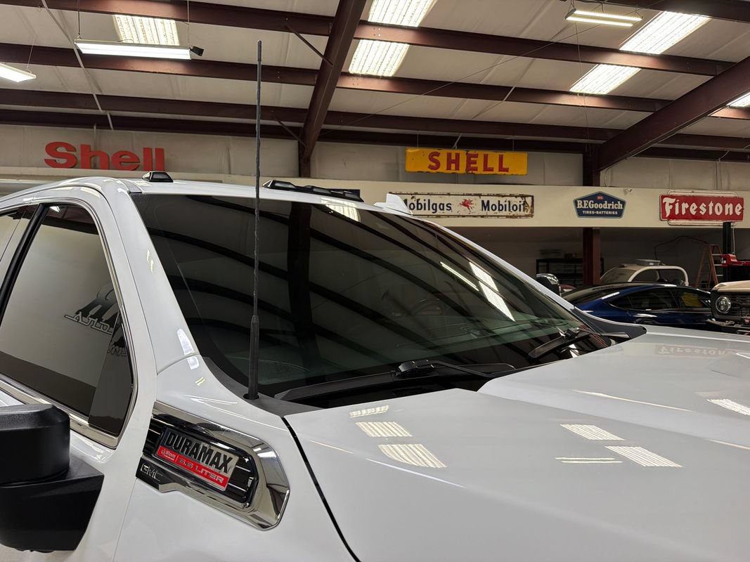 Used 2023 GMC Sierra 3500 Denali AWD/4WD image 46