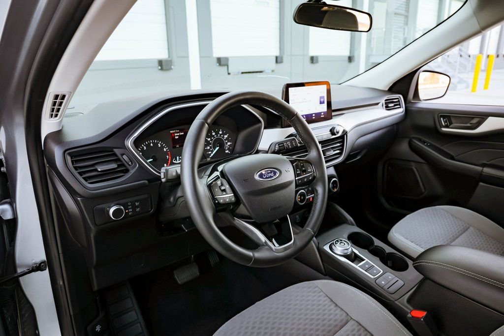 Used 2022 Ford Escape SE w/ Cold Weather Package AWD/4WD image 15