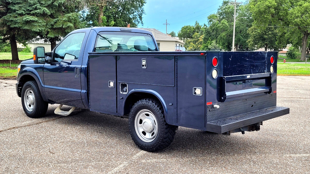 Used 2015 Ford F350 XL image 4