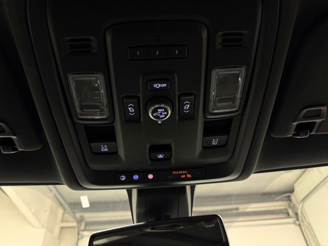 Certified 2022 GMC Yukon XL SLT w/ SLT Premium Package image 23
