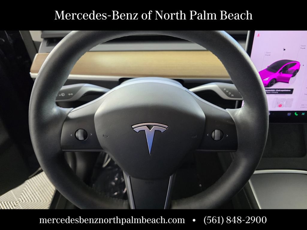 Used 2023 Tesla Model Y 2WD image 18