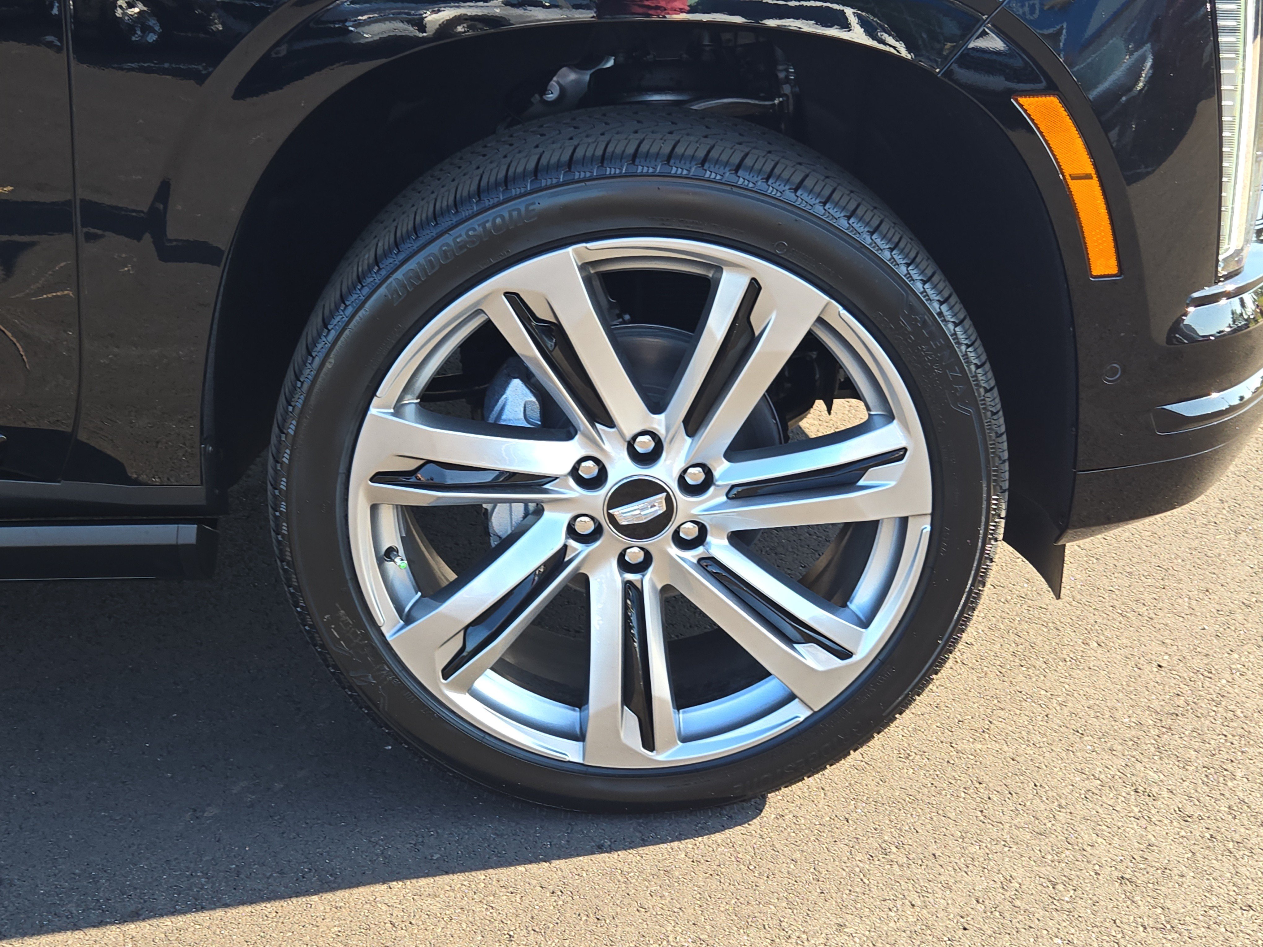 New 2026 Cadillac Escalade Sport w/ Touring Package AWD/4WD image 11