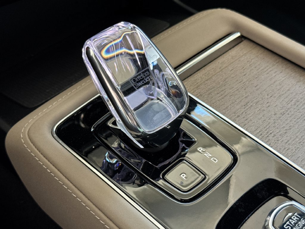 Certified 2026 Volvo XC90 B6 Plus AWD/4WD image 22