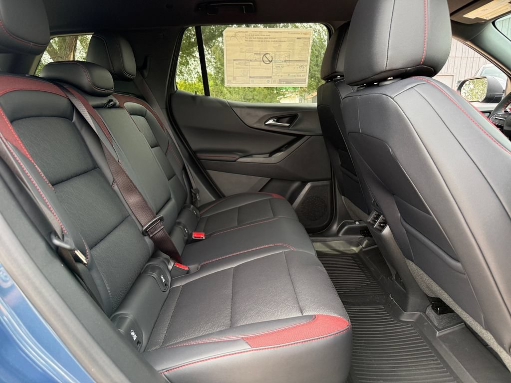 New 2027 Chevrolet Equinox RS w/ Convenience Package III AWD/4WD image 36
