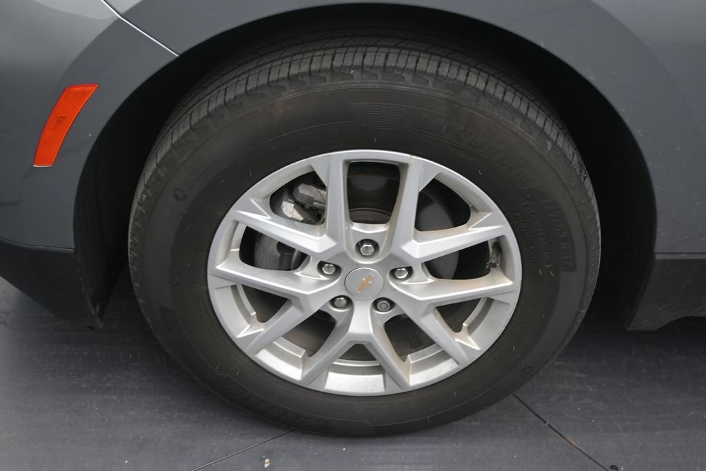 Used 2024 Chevrolet Equinox LS FWD image 9