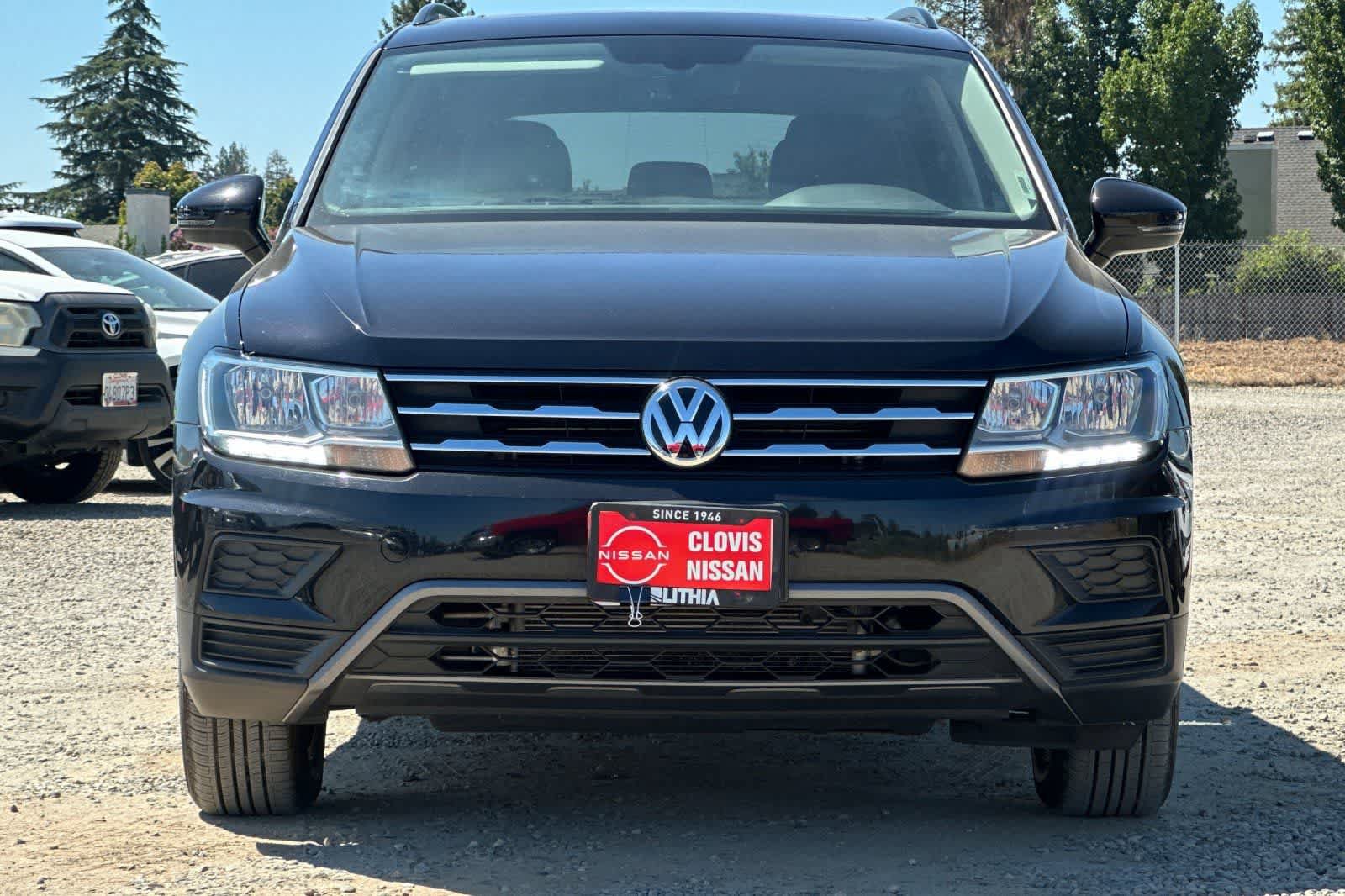Used 2021 Volkswagen Tiguan SE w/ Panoramic Sunroof Package AWD/4WD image 11