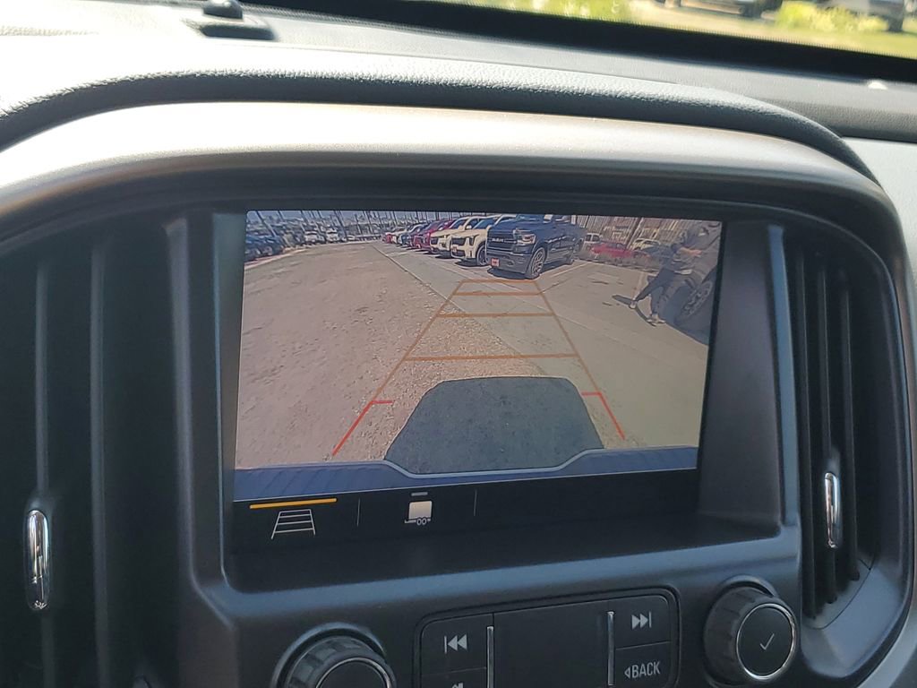 Used 2021 Chevrolet Colorado Z71 AWD/4WD image 25