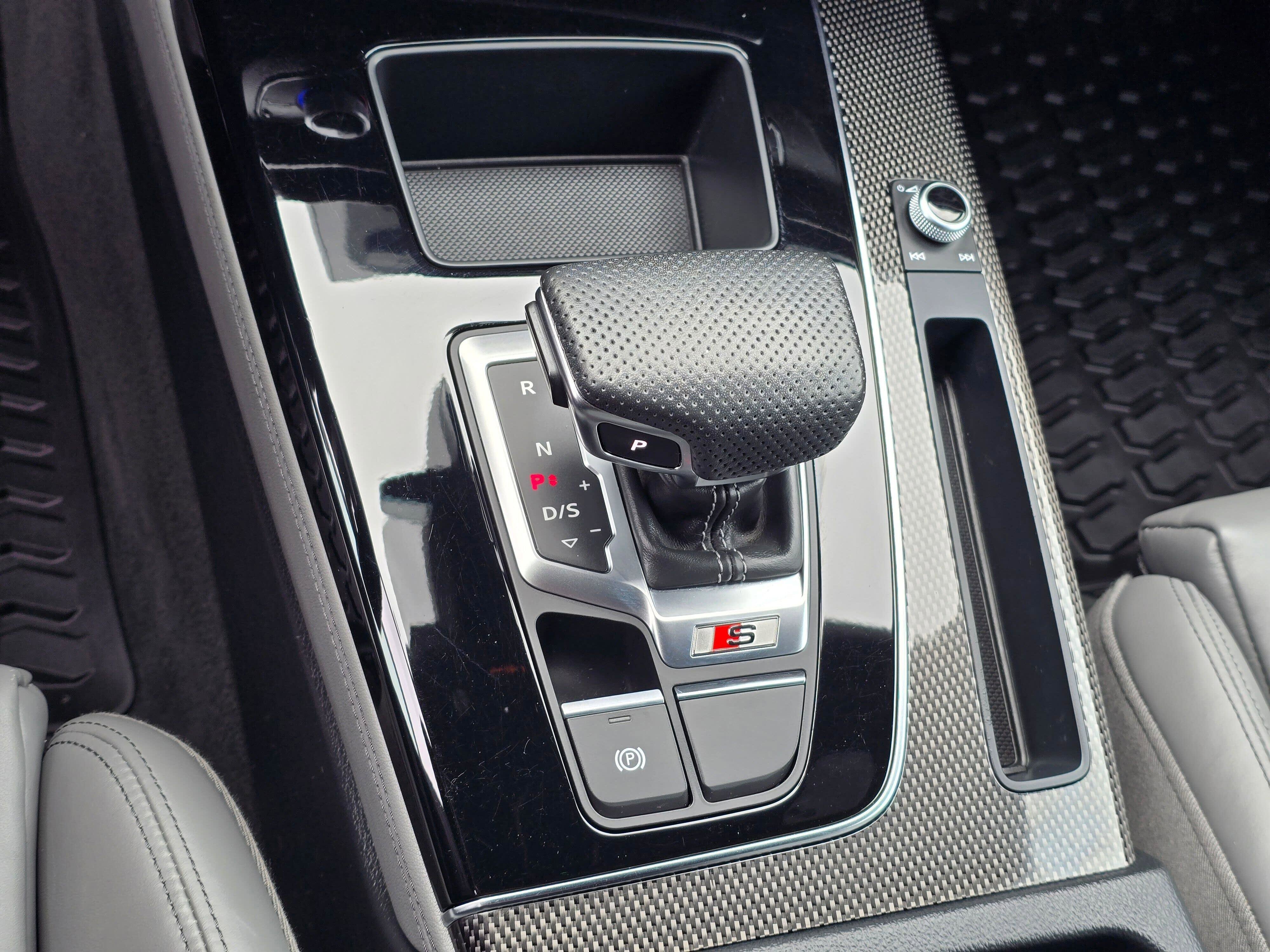 Certified 2023 Audi SQ5 Premium Plus w/ Premium Plus Package AWD/4WD image 23