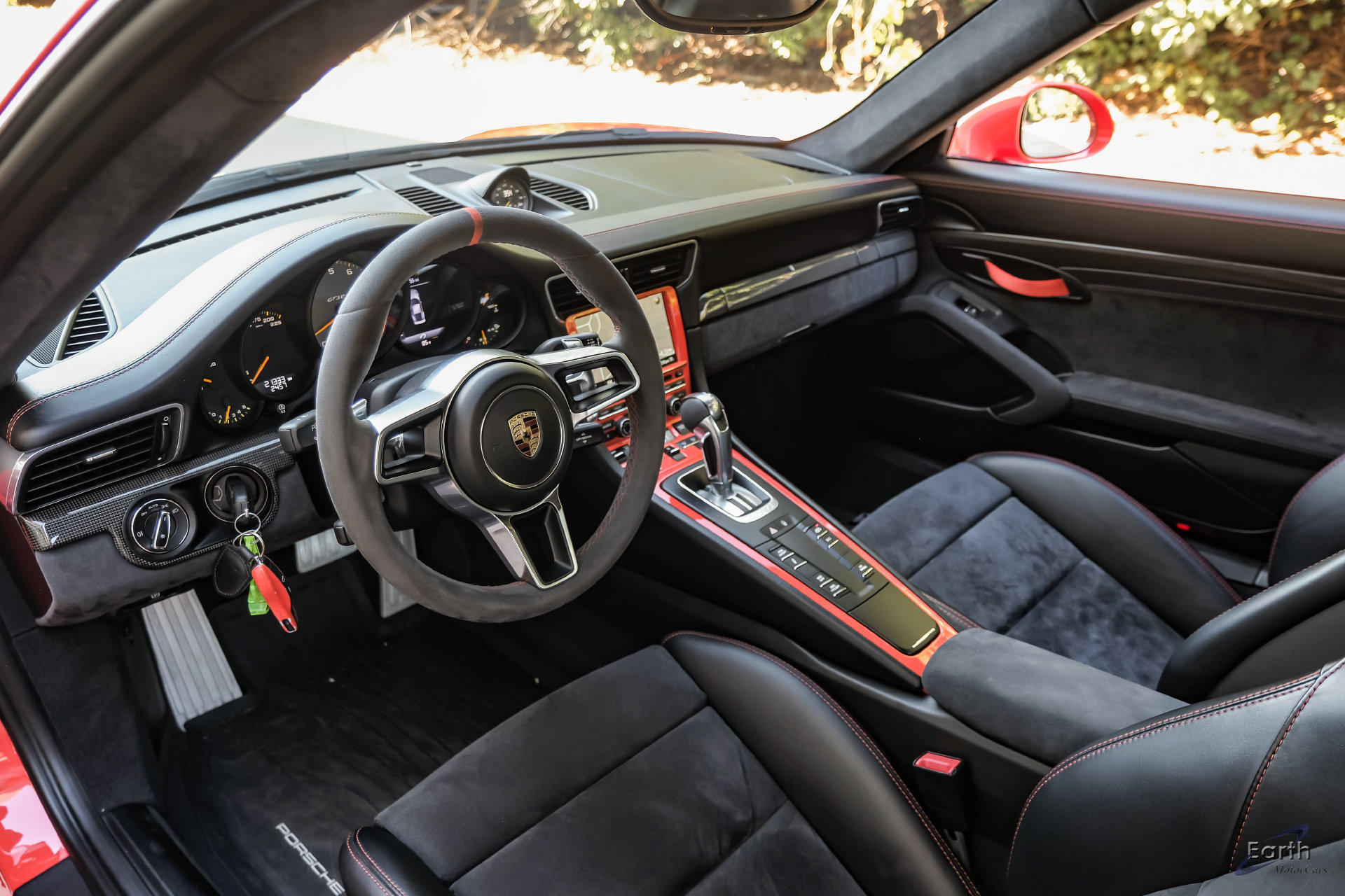 Used 2016 Porsche 911 GT3 RS RWD image 3