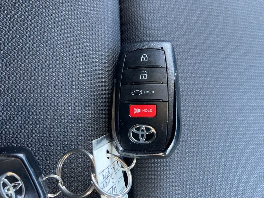 Used 2023 Toyota Corolla LE image 24