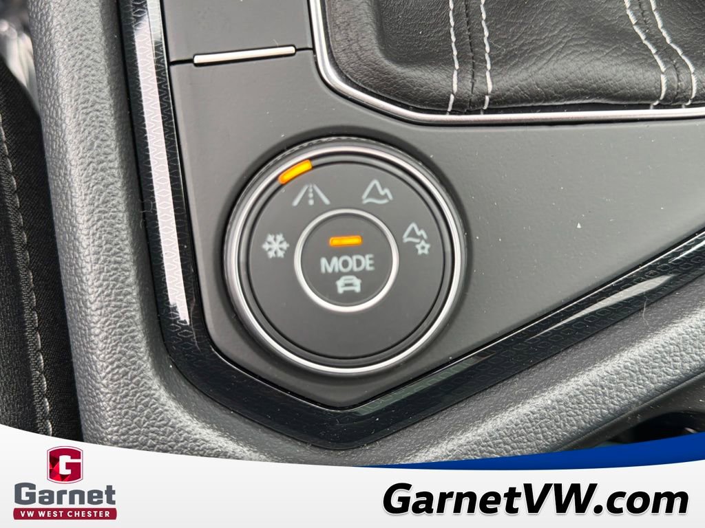 New 2026 Volkswagen Taos SE image 30