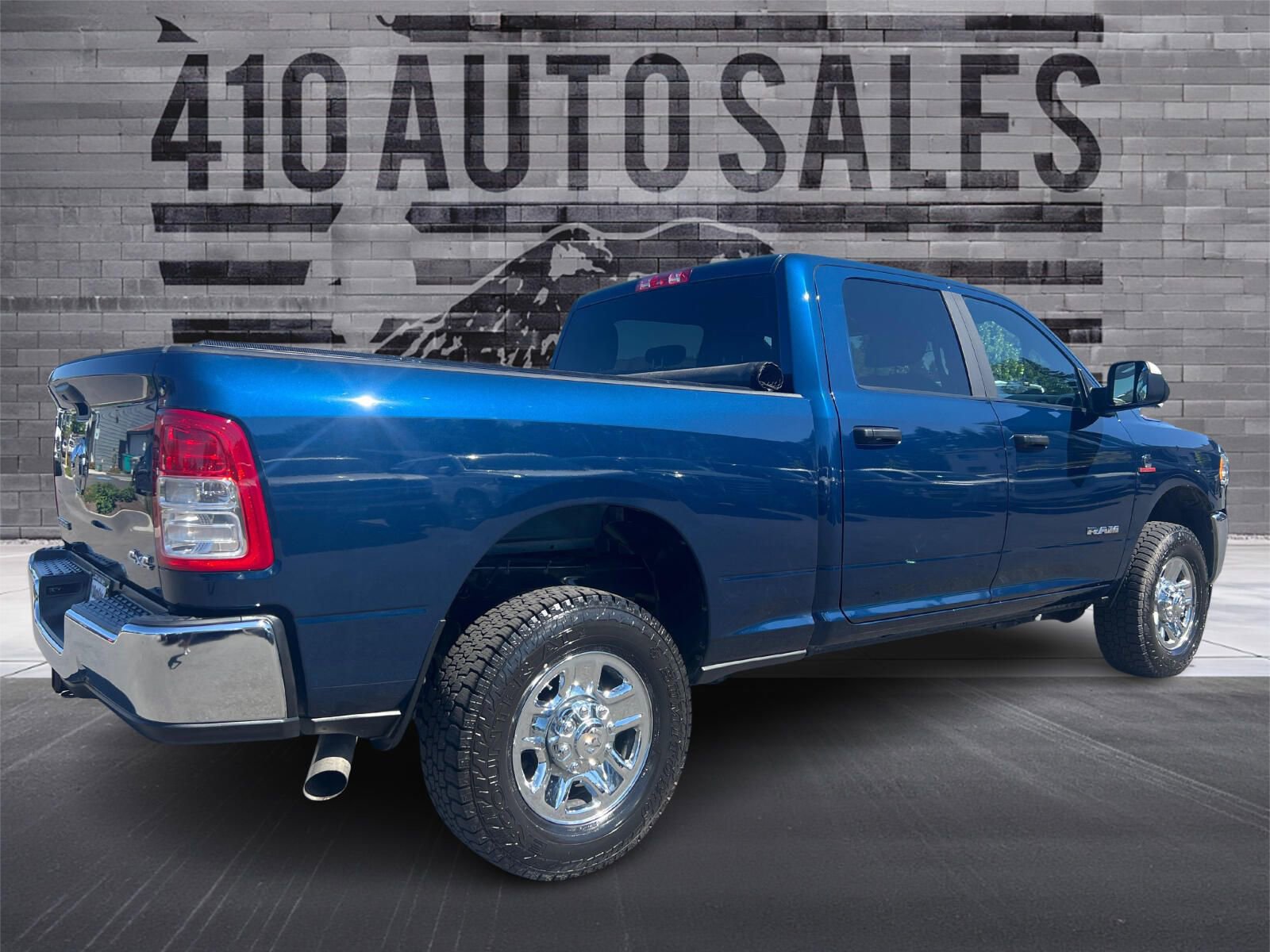 Used 2022 RAM 2500 Big Horn image 3