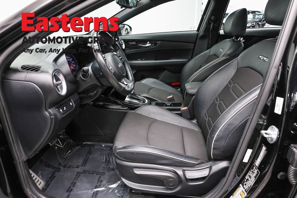 Used 2023 Kia Forte GT-Line w/ GT-Line Premium Package FWD image 14