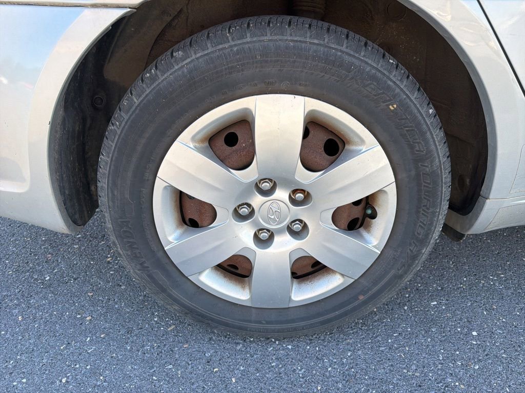Used 2010 Hyundai Sonata GLS FWD image 11
