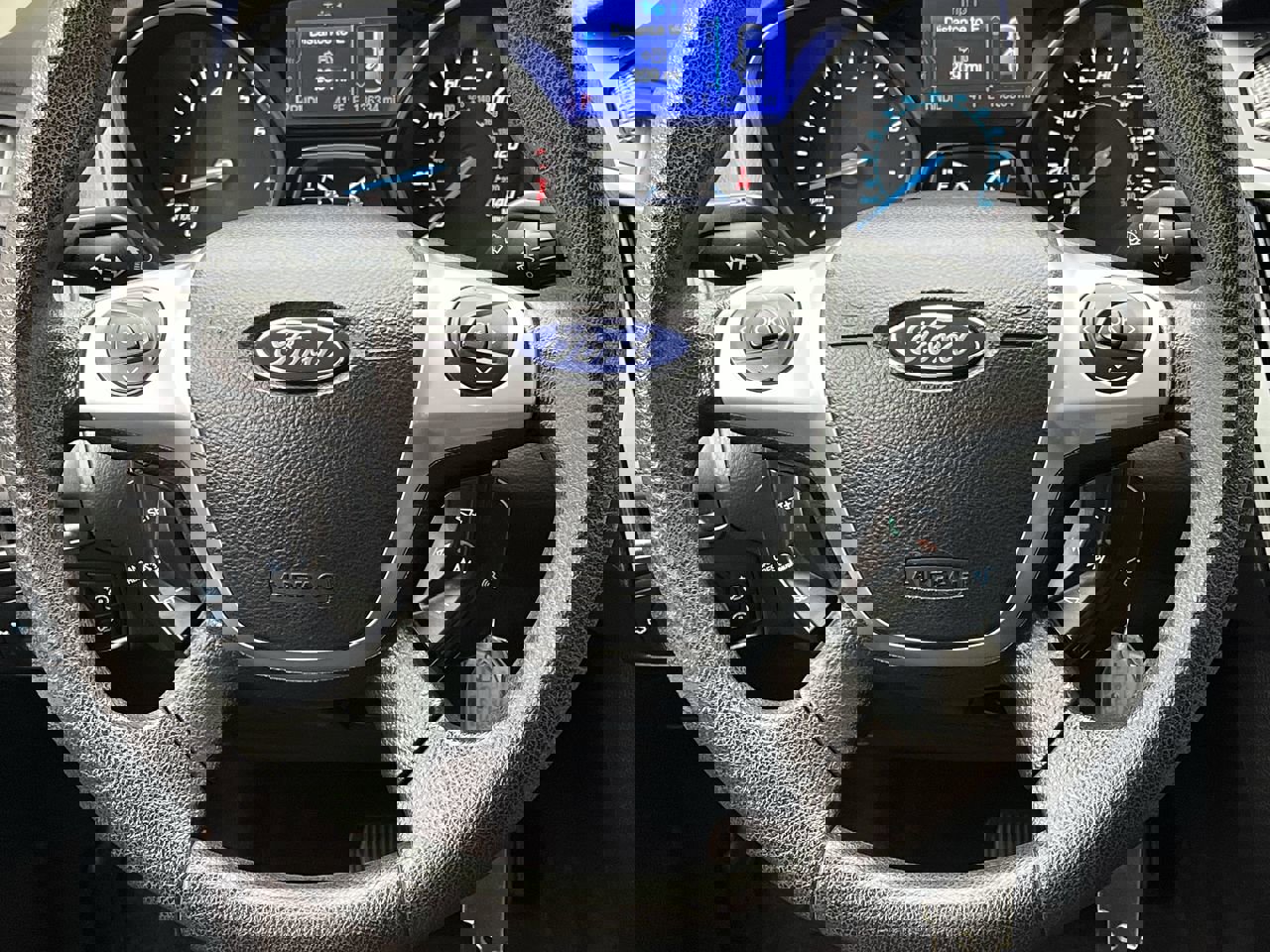 Used 2013 Ford Focus SE w/ SE Winter Pkg image 12