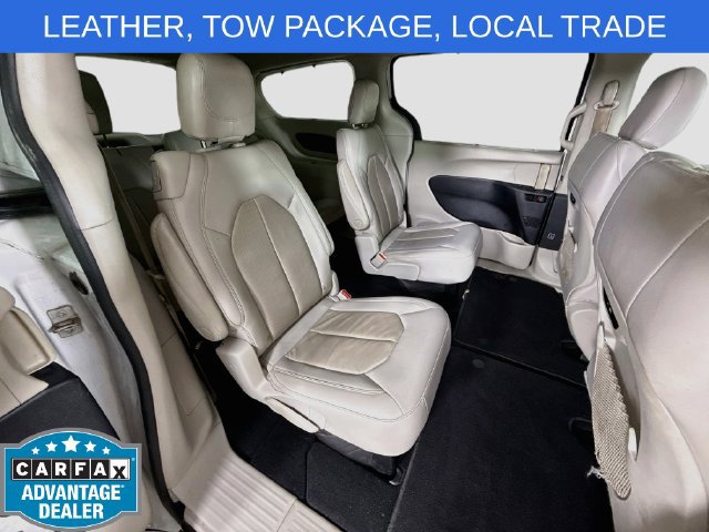 Used 2021 Chrysler Pacifica Touring-L FWD image 27