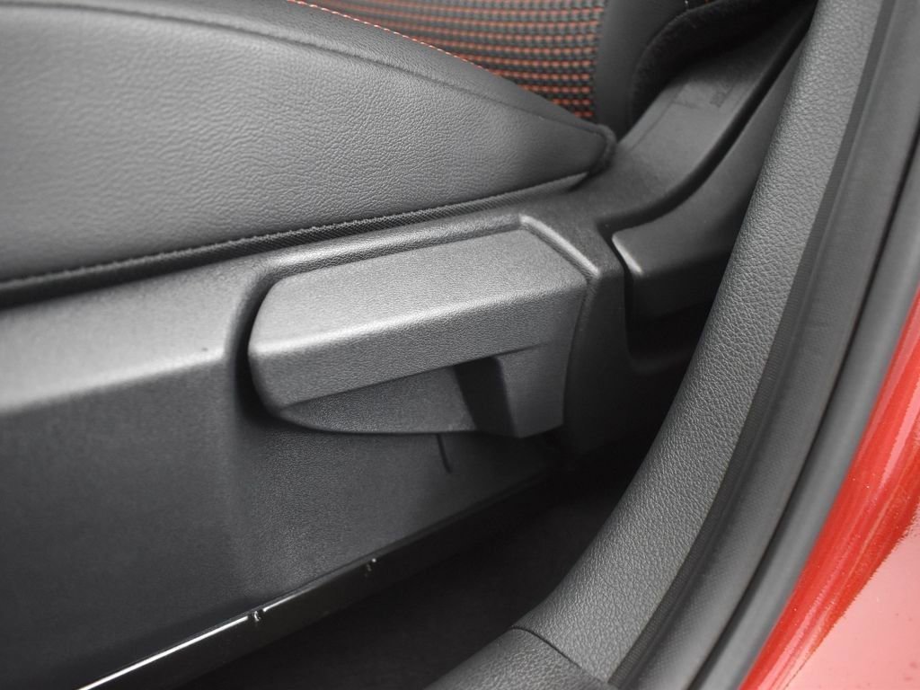 New 2026 Nissan Kicks SR w/ Illumination Package image 29