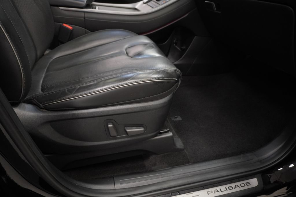 Used 2022 Hyundai Palisade Limited w/ Cargo Package image 55