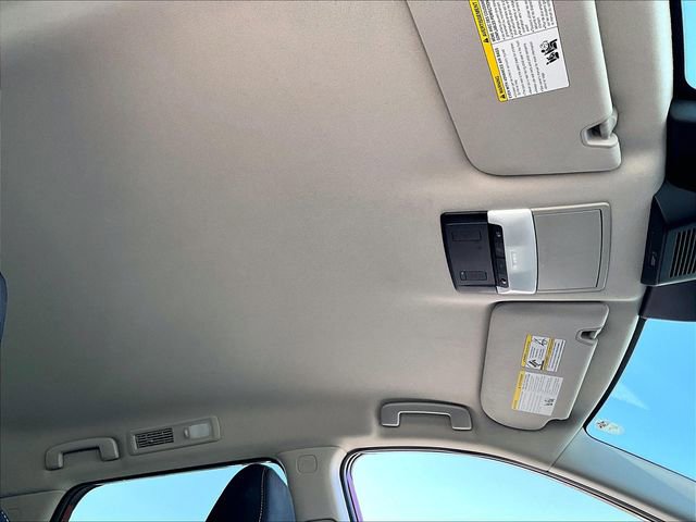 Used 2023 Nissan Pathfinder SV image 23