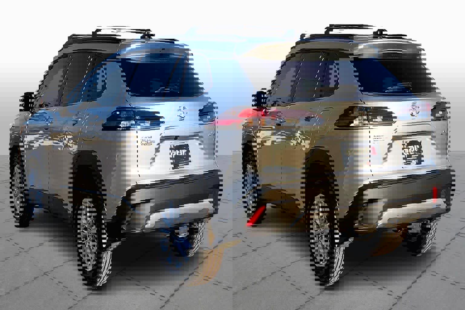 Used 2026 Toyota Corolla Cross LE image 11