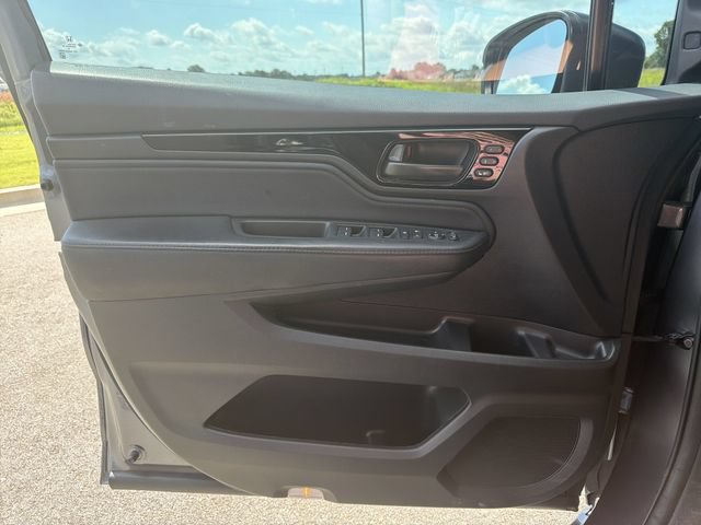 Used 2025 Honda Odyssey Touring image 41