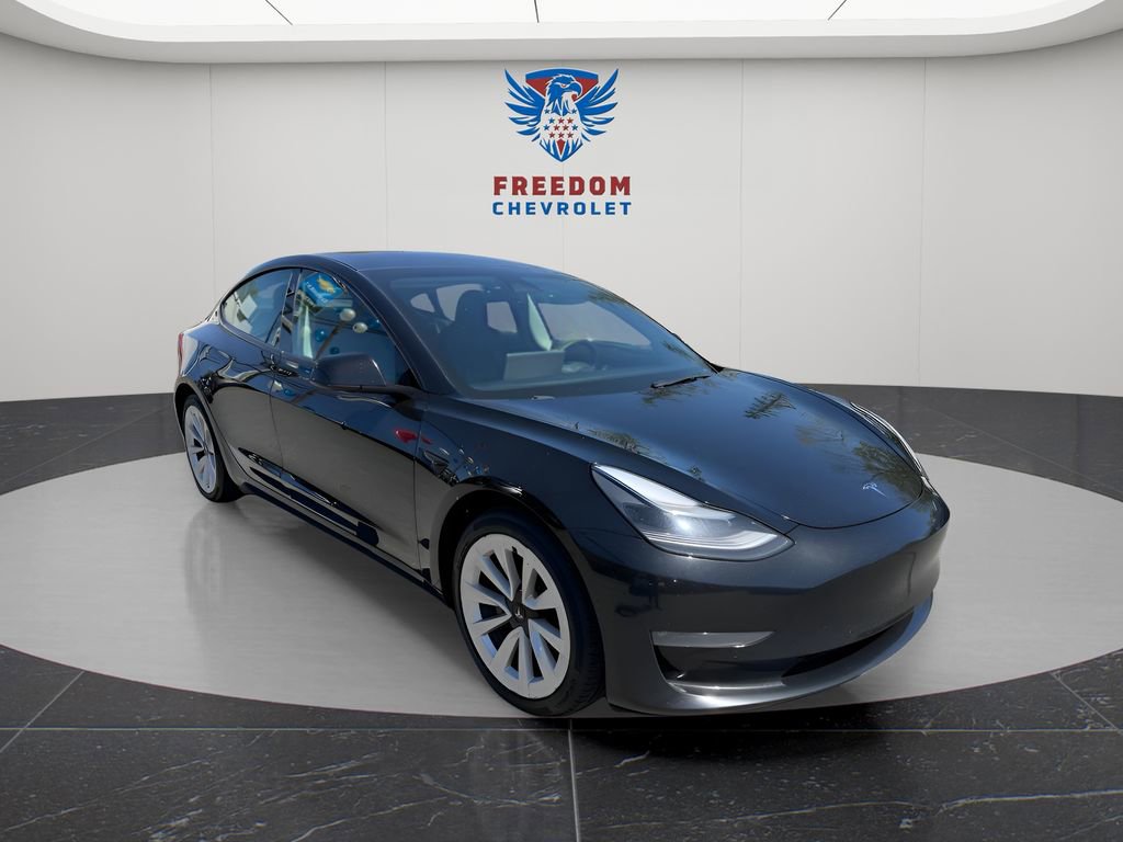 Used 2022 Tesla Model 3 Long Range AWD/4WD image 7