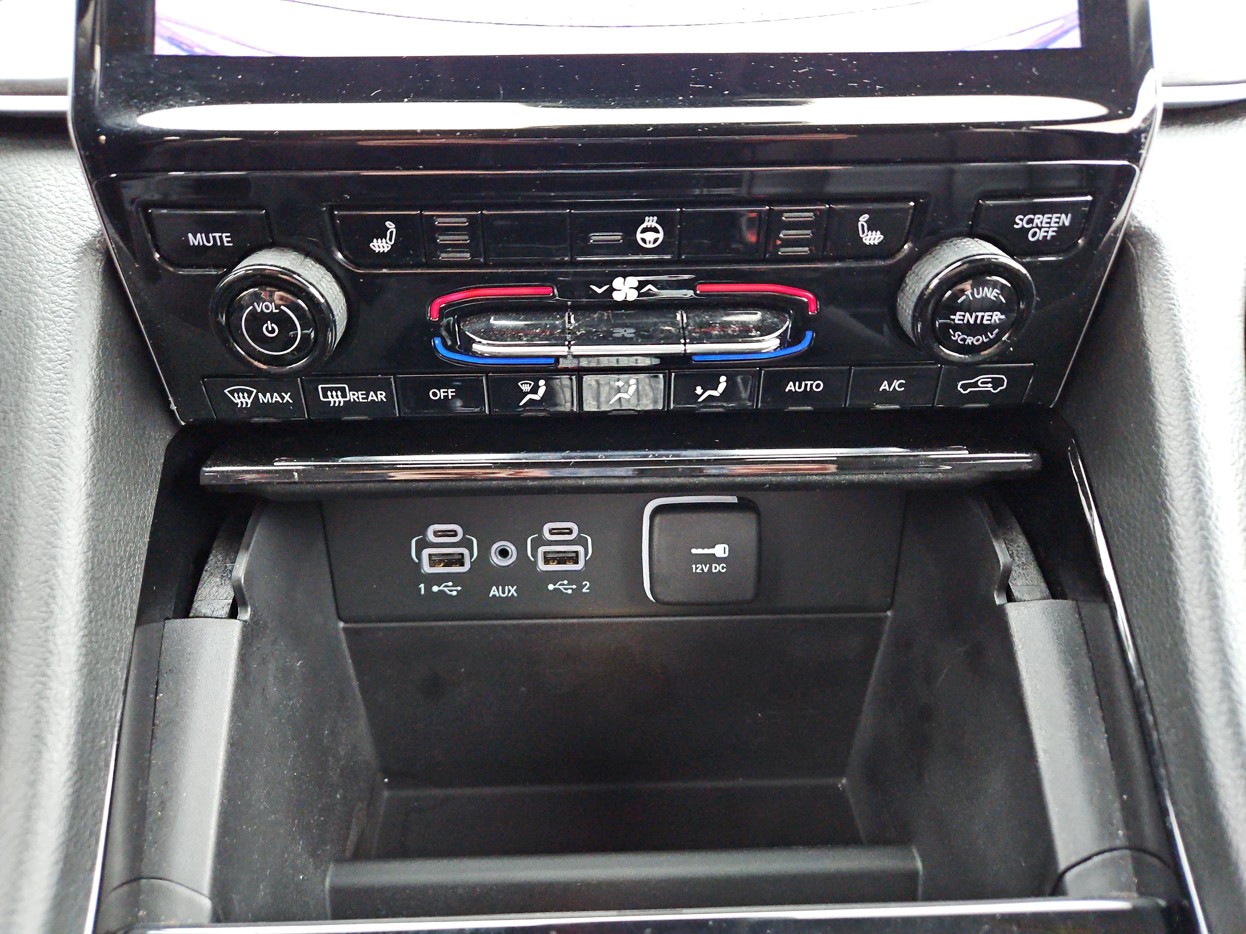 Used 2023 Jeep Grand Cherokee Limited RWD image 56