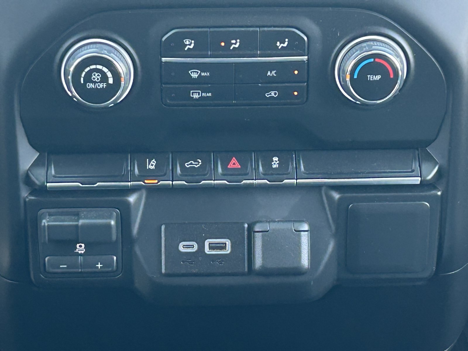 Certified 2026 Chevrolet Silverado 2500 W/T w/ WT Convenience Package AWD/4WD image 20