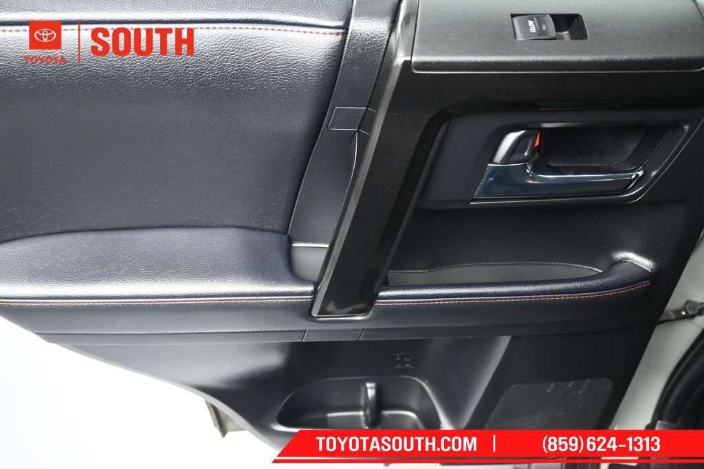 Used 2023 Toyota 4Runner TRD Off-Road AWD/4WD image 26