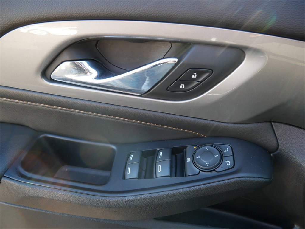 Used 2019 Chevrolet Traverse LT w/ LPO, Floor Liner Package image 17