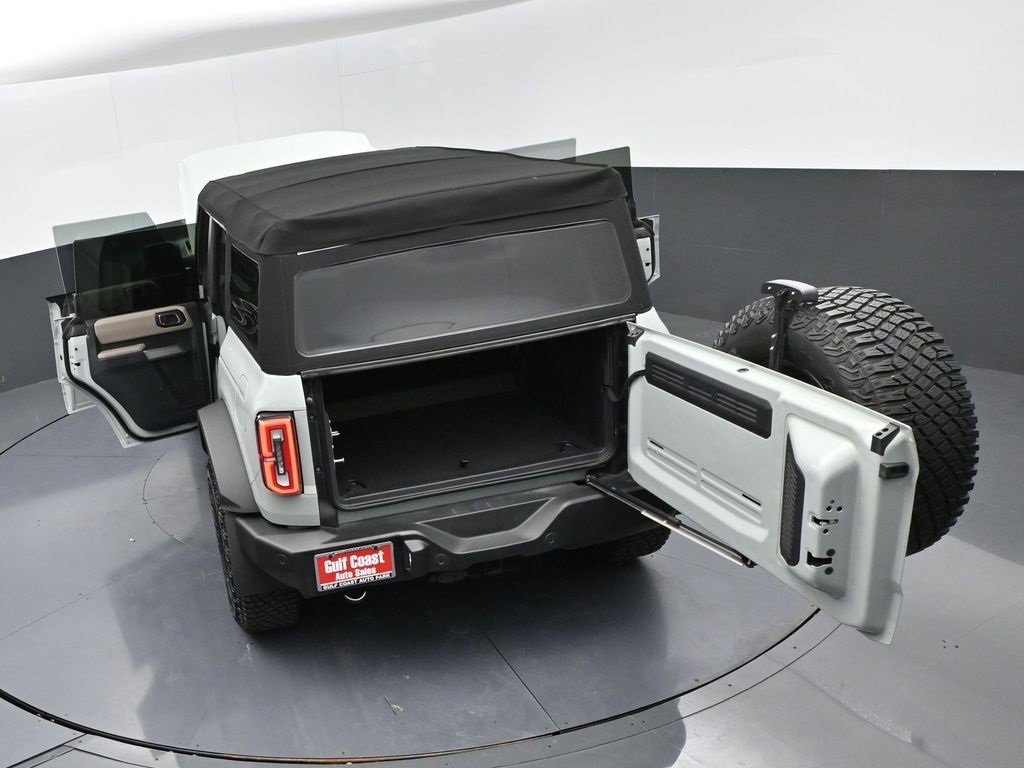 Used 2023 Ford Bronco Wildtrak image 50