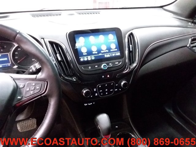 Used 2022 Chevrolet Equinox RS w/ RS Leather Package FWD image 11