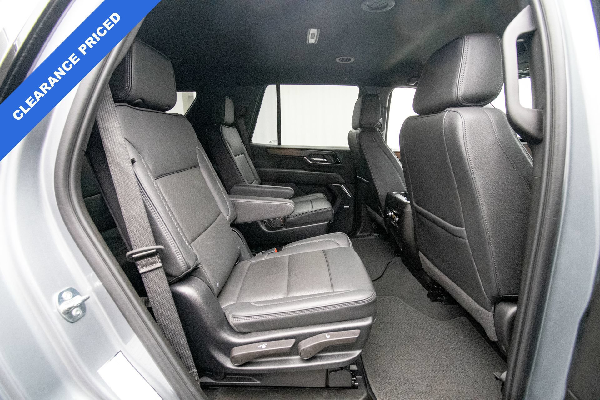 Used 2025 GMC Yukon Denali AWD/4WD image 20