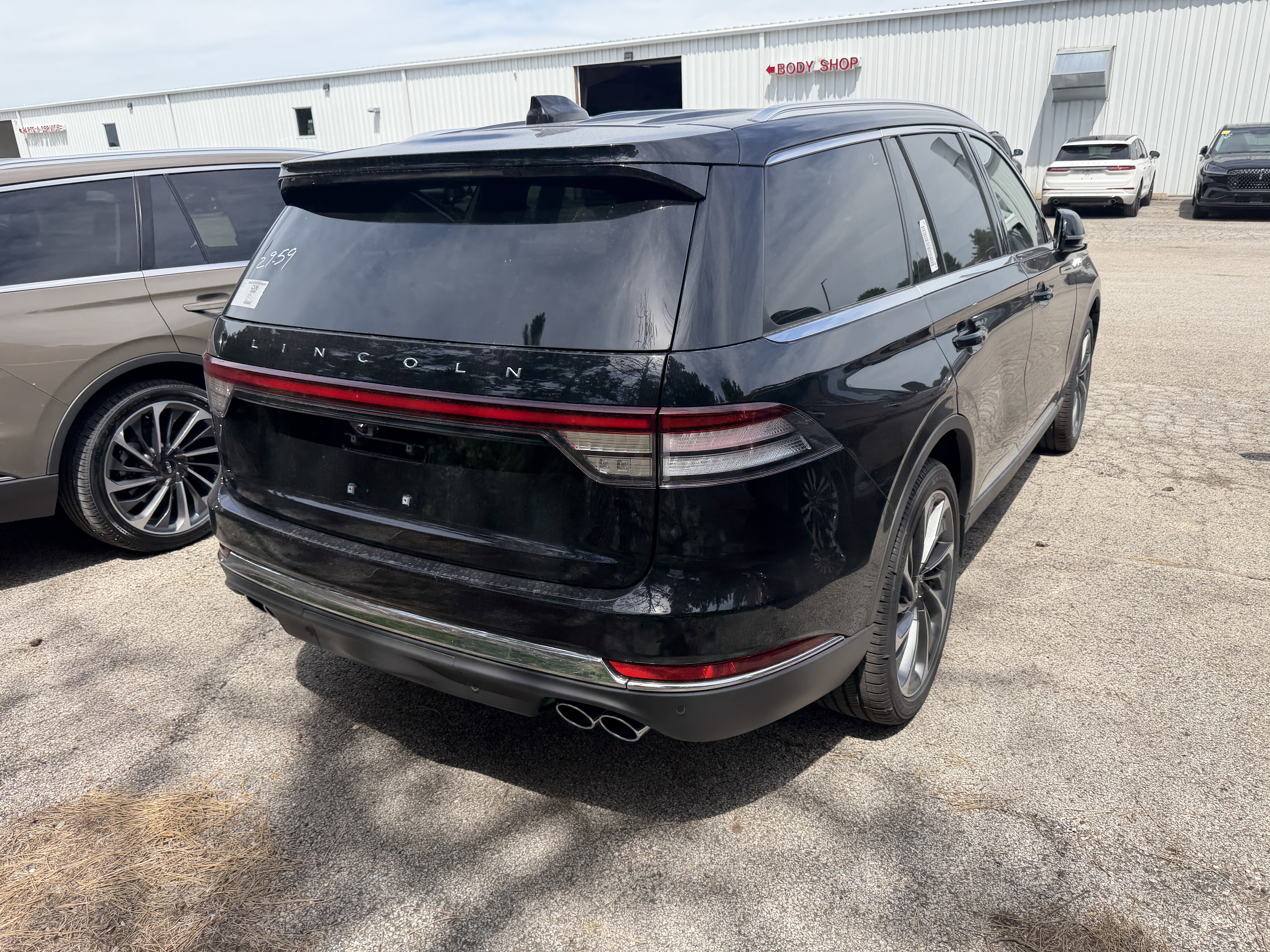 New 2026 Lincoln Aviator Reserve AWD/4WD image 9