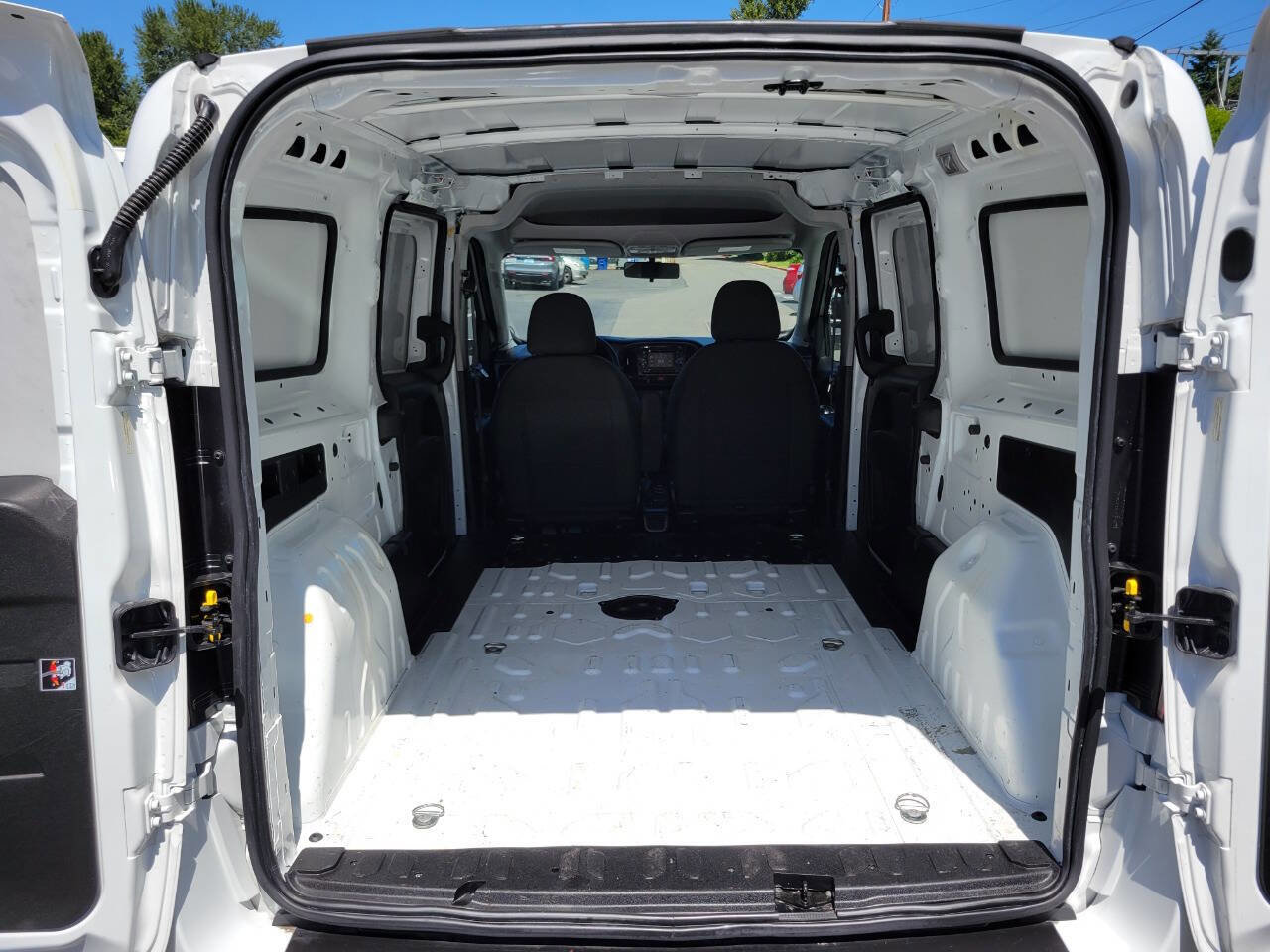 Used 2022 RAM ProMaster City Tradesman image 21