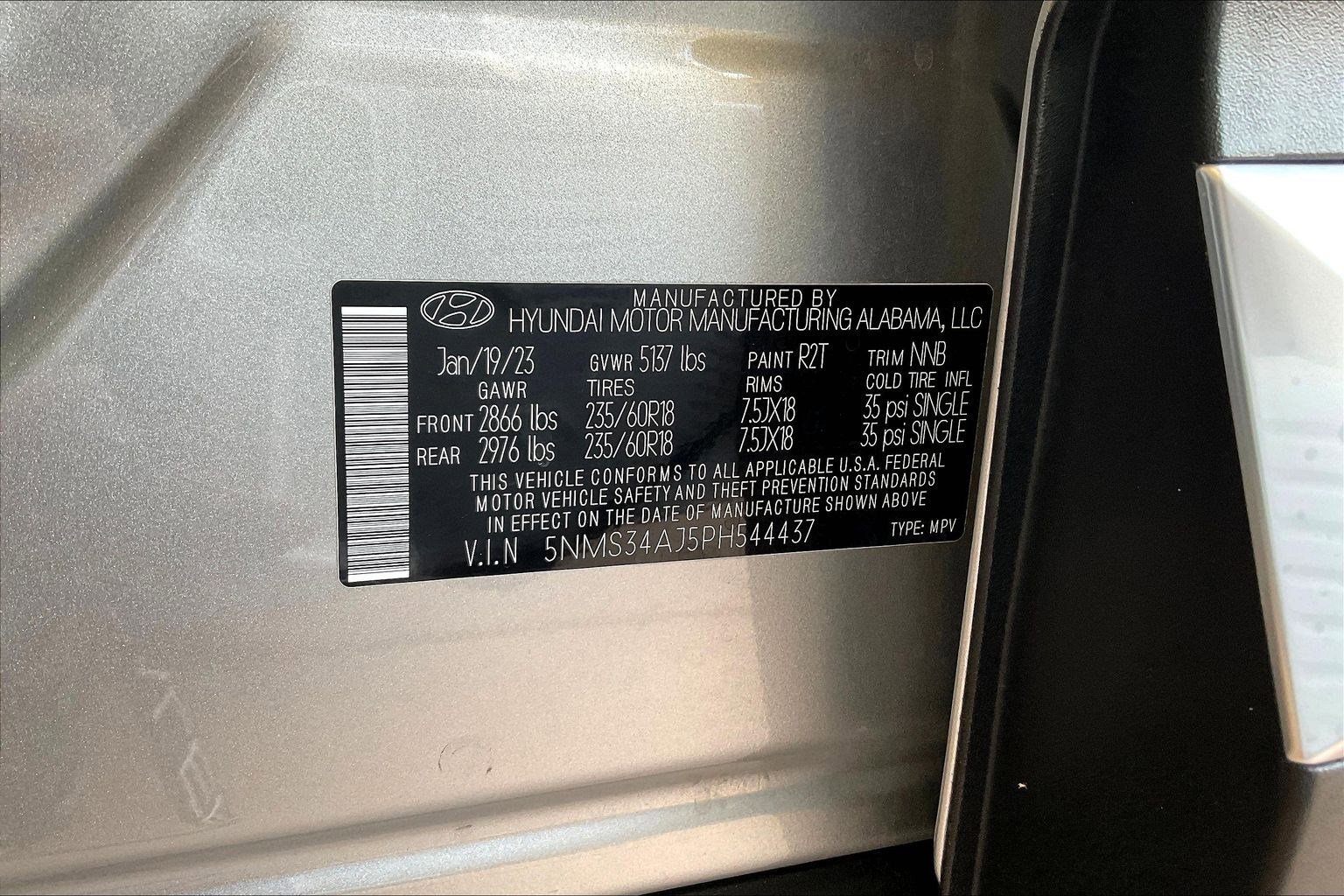 Used 2023 Hyundai Santa Fe SEL w/ Premium Package FWD image 18