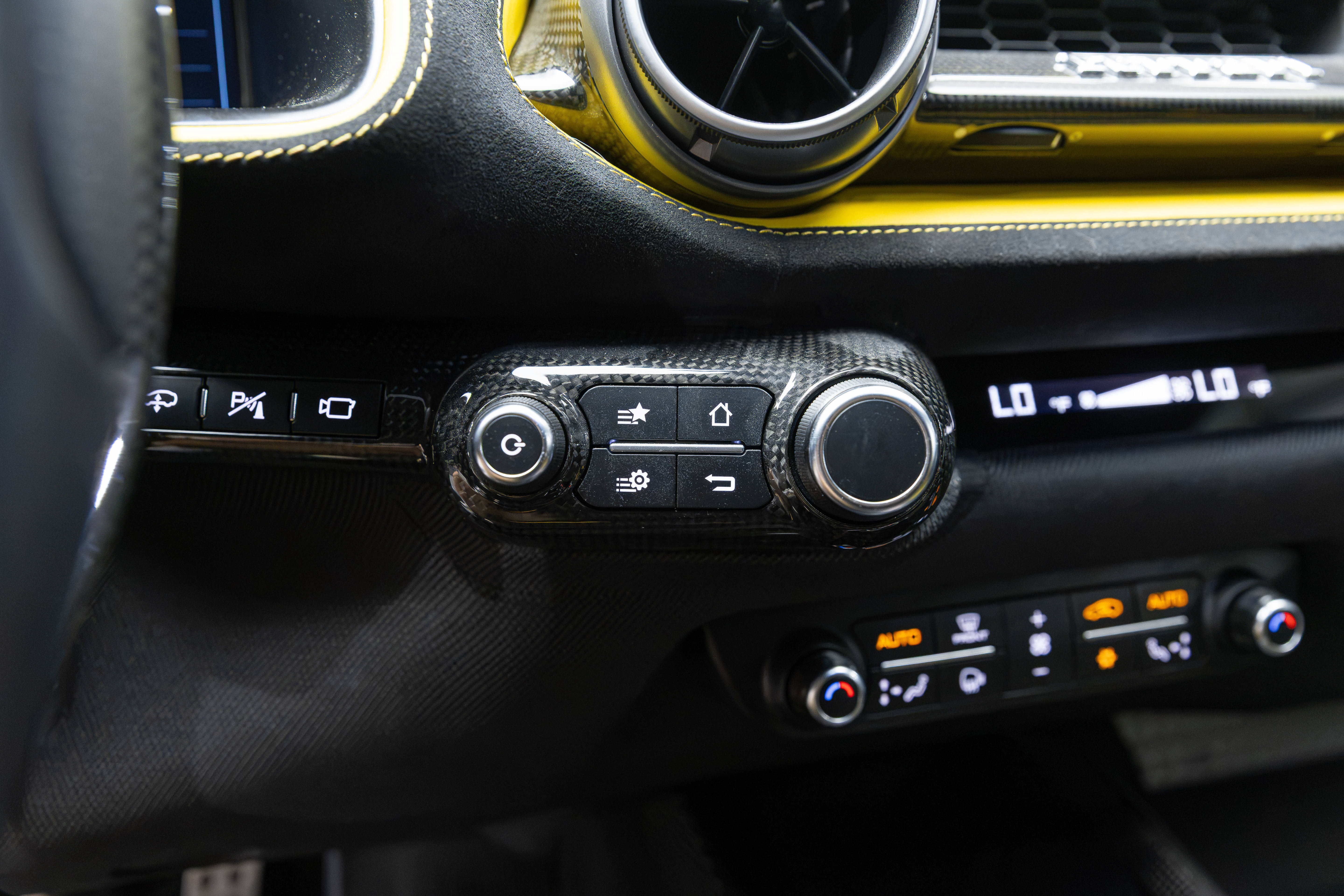 Certified 2023 Ferrari 812 Competizione RWD image 36