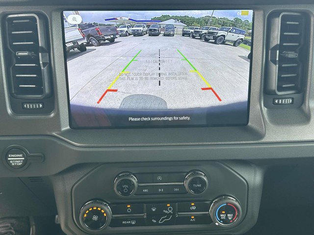 New 2025 Ford Bronco 4-Door AWD/4WD image 28