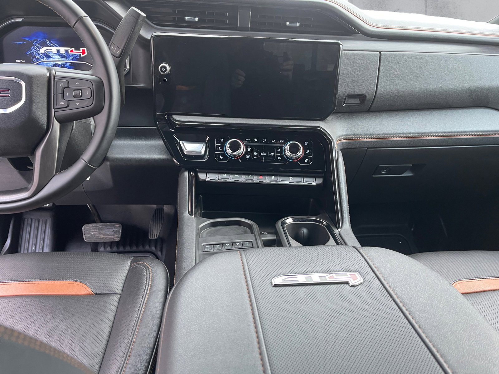 Certified 2025 GMC Sierra 3500 AT4 w/ AT4 Premium Plus Package image 11