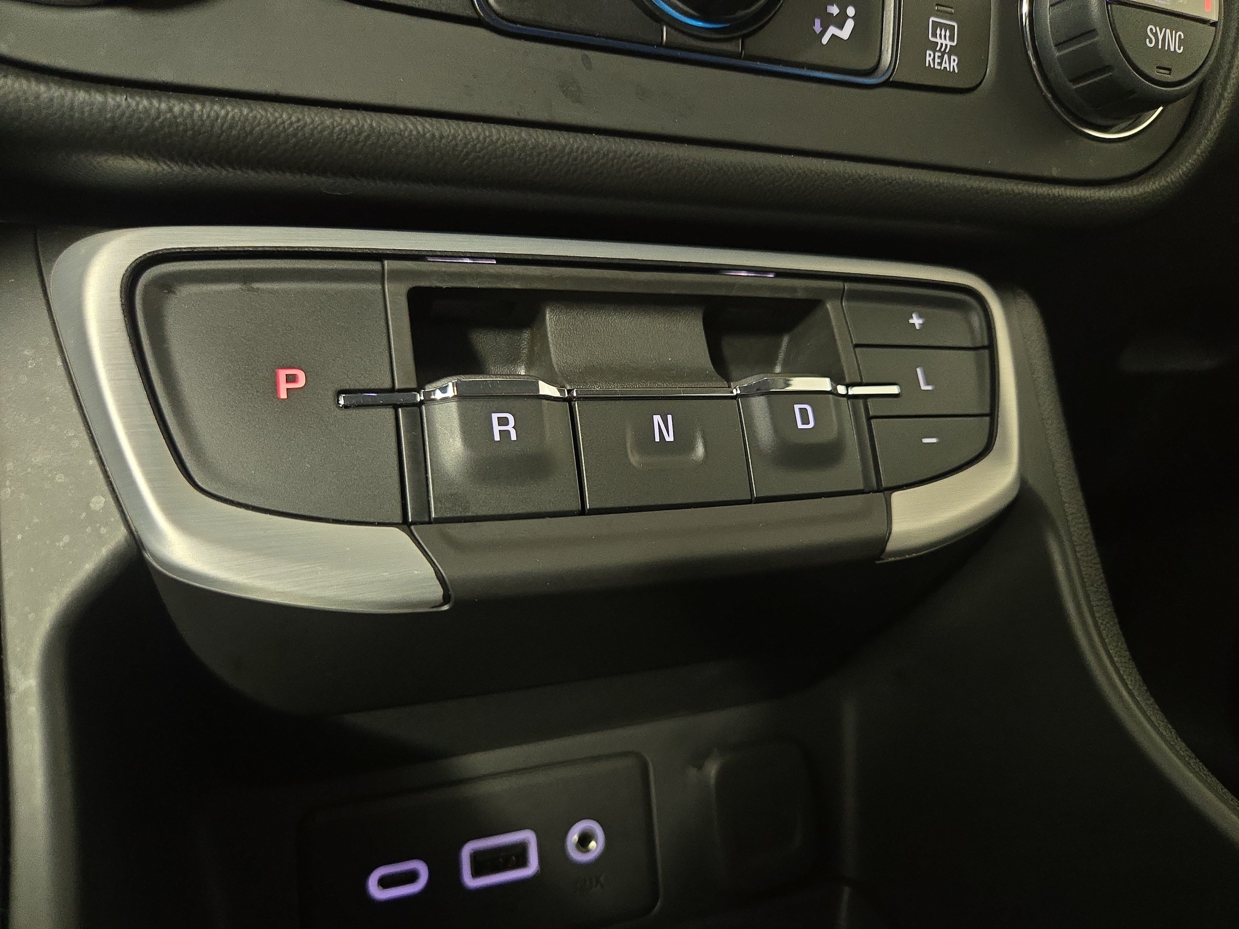 Used 2022 GMC Terrain SLE w/ Driver Convenience Package AWD/4WD image 21