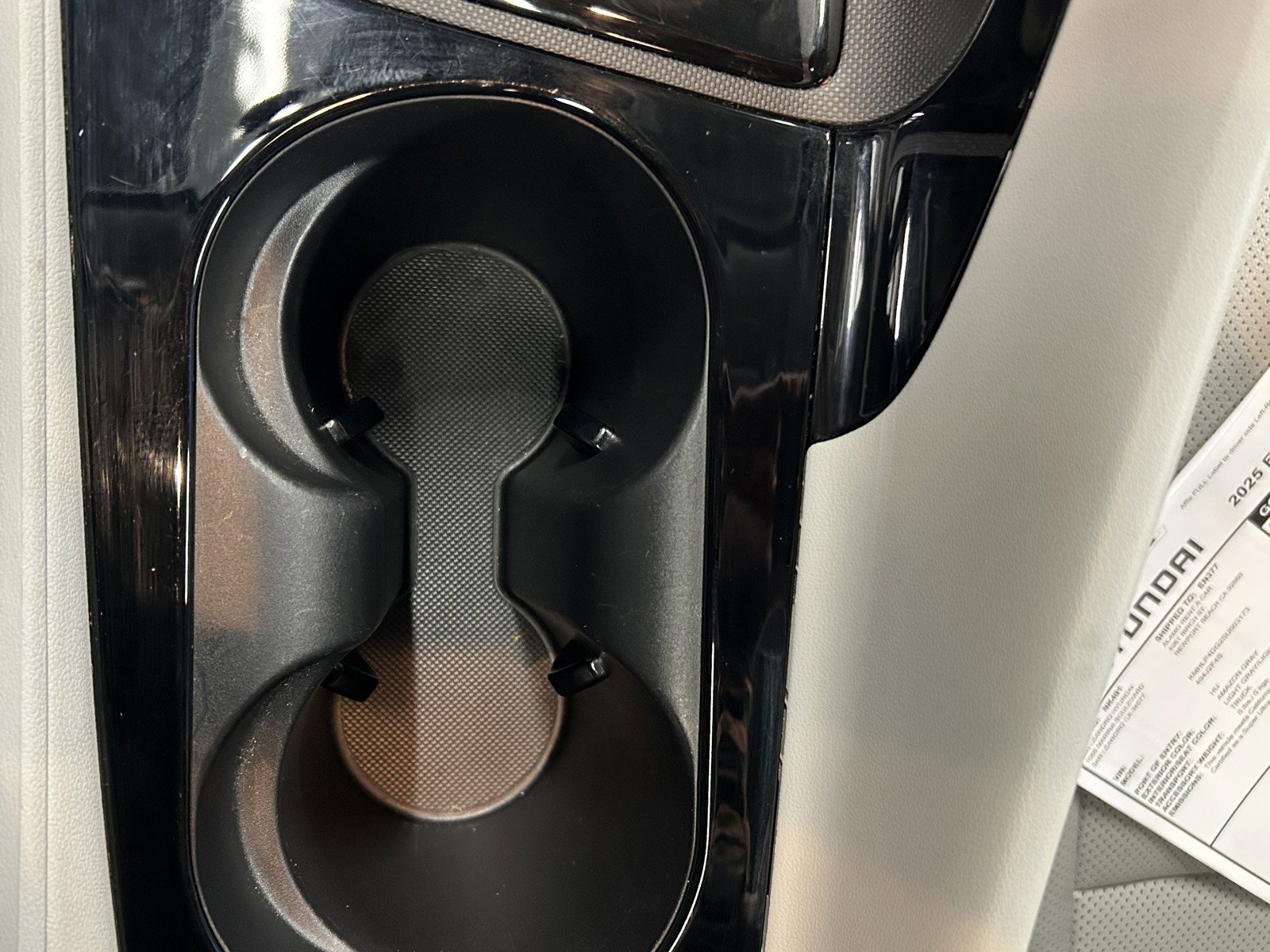 Used 2025 Hyundai Elantra Limited image 35