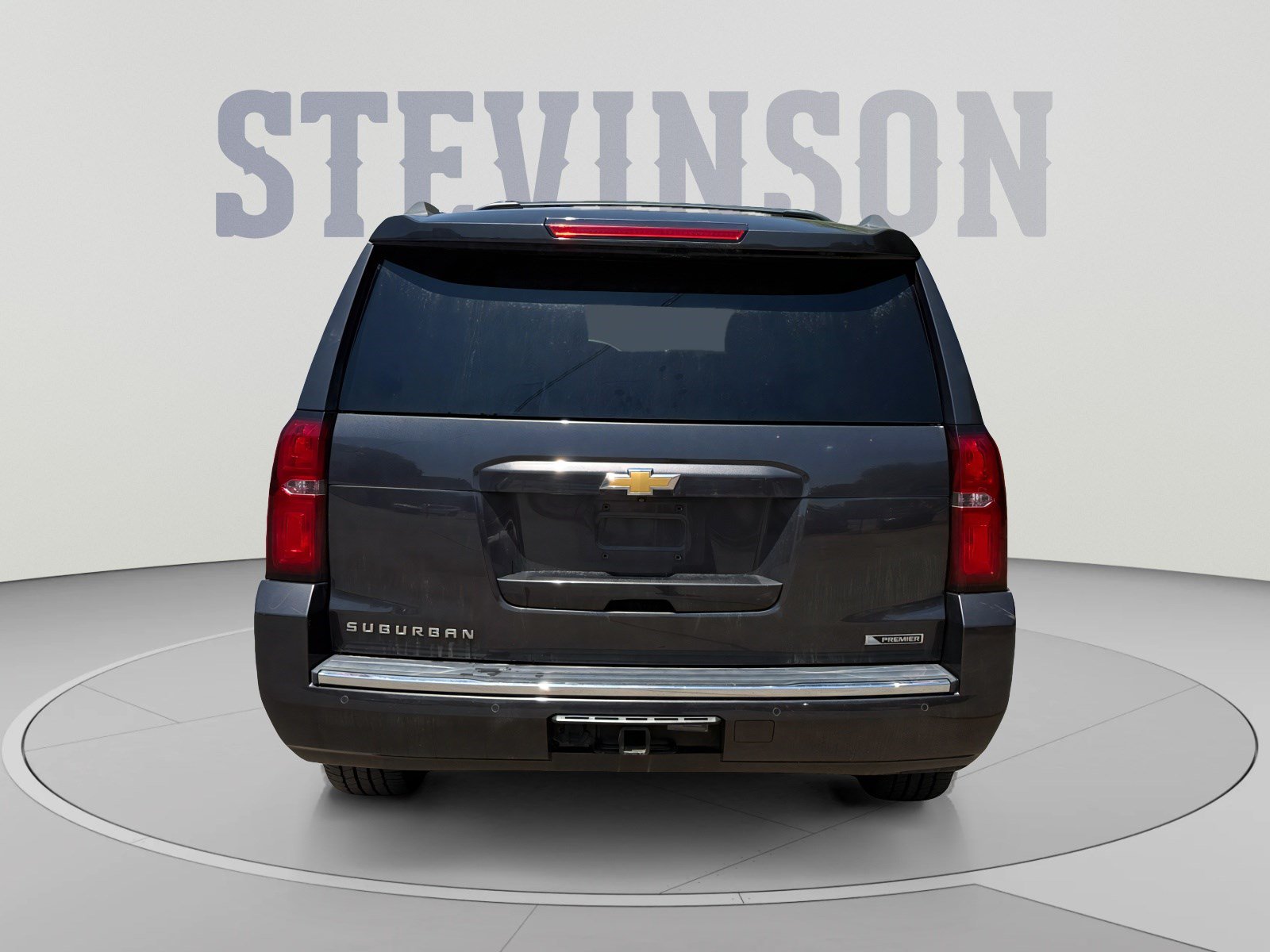 Used 2018 Chevrolet Suburban Premier AWD/4WD image 4